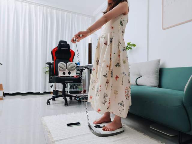 3频8电极+12项数据+97%准确率有点全面瓦力游戏试玩InBody体脂秤H30评测：(图5)